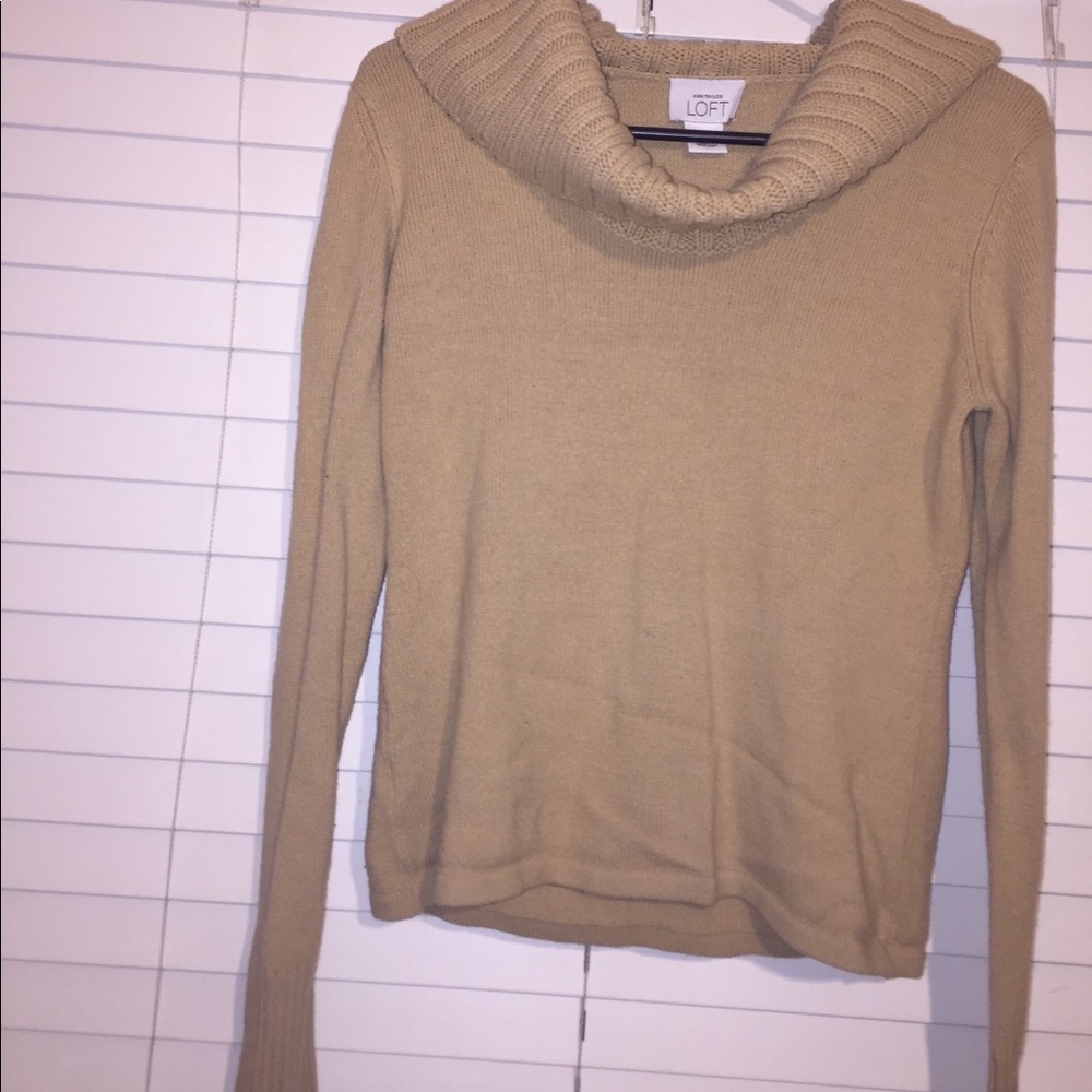 Sweater - Picture 3 of 3